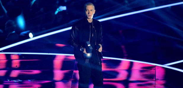 Eminem Performs 'Berzerk' And 'Rap God' At MTV EMAs 2013 | Eminem ...